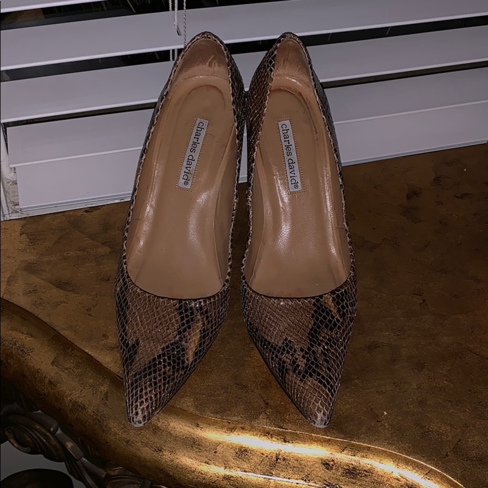 Snakeskin Pump